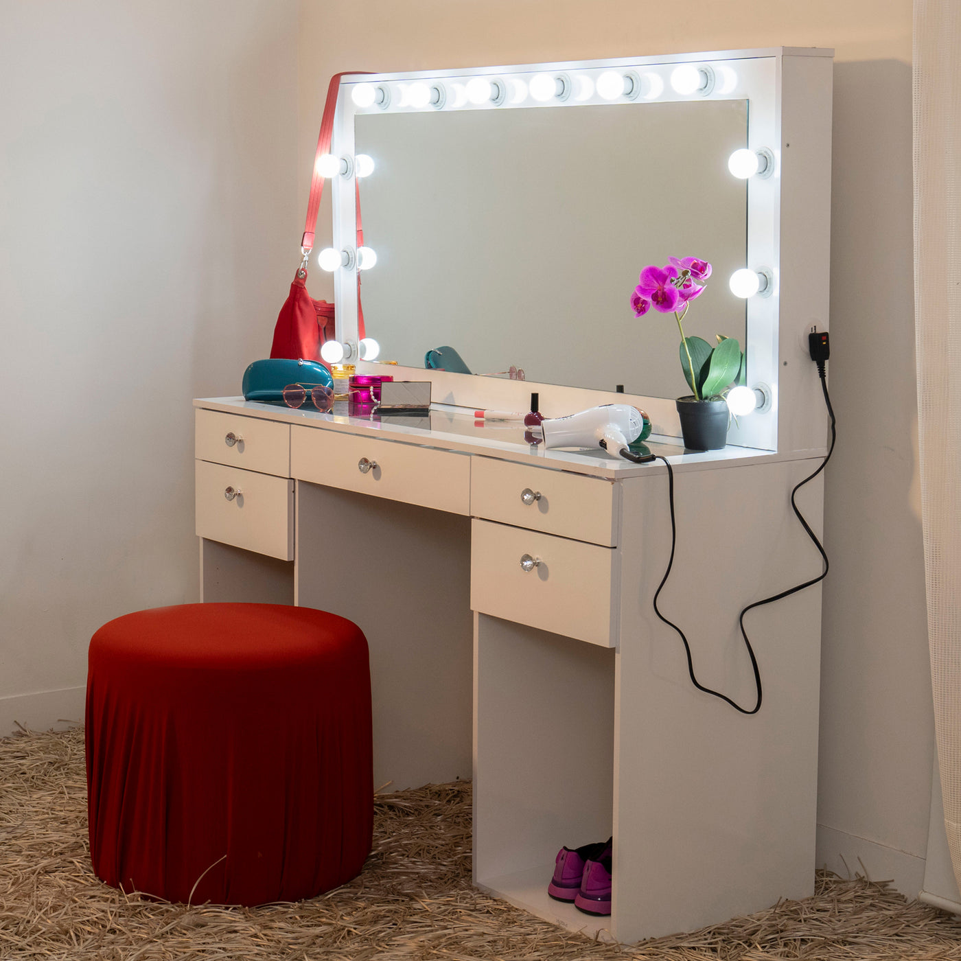 Amira Lighted Vanity Table with Glass Top