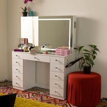 Boahaus Amelia Premium Lighted Makeup Vanity