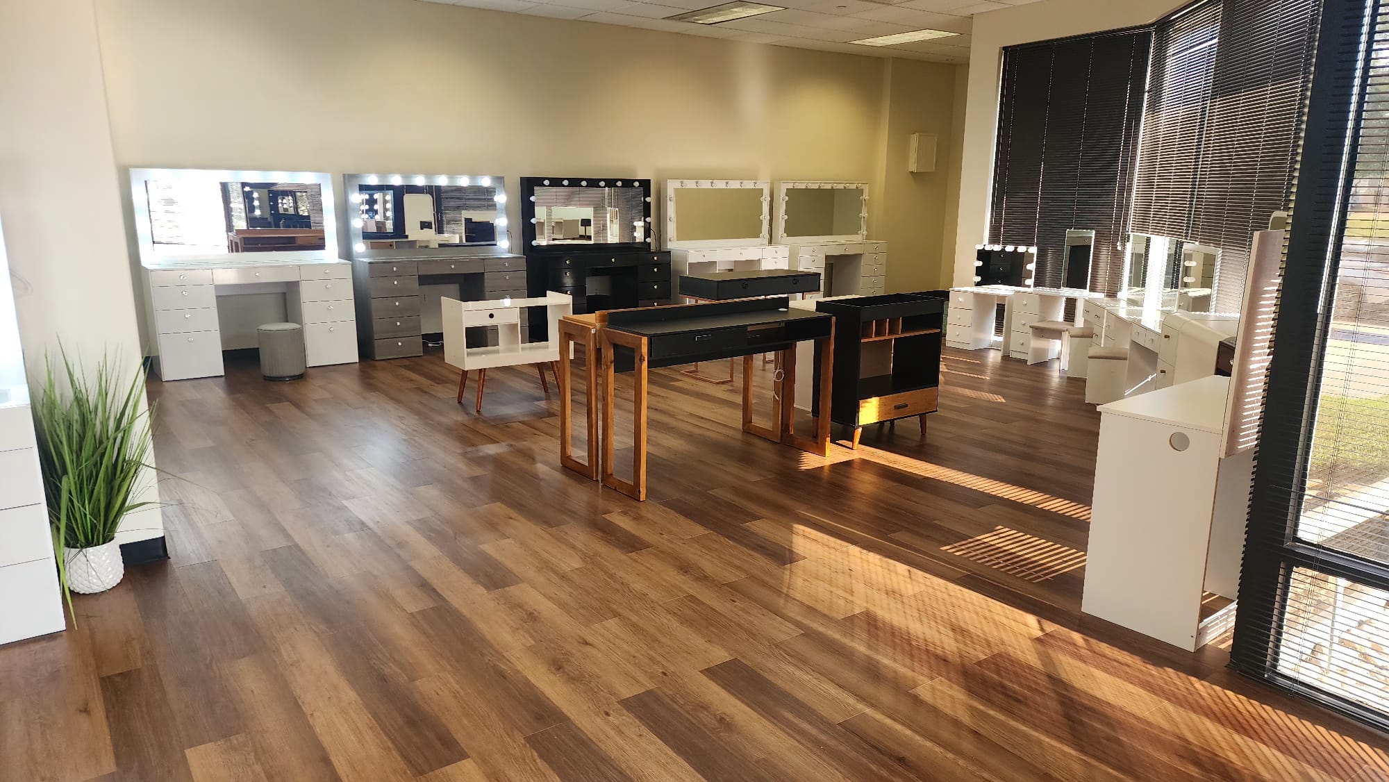 Showroom.jpg